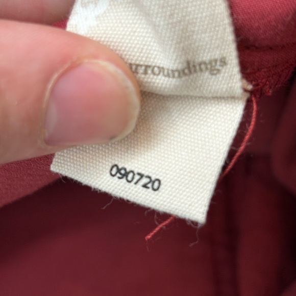 Soft Surroundings Burgundy Corduroy High Rise Skinny Pants size 12P petite - Picture 13 of 14